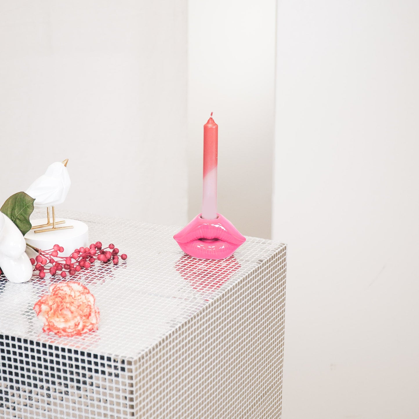 Kaarshouder - Lip - Keramiek - Neon Roze - 10,5x6,5x5,5cm